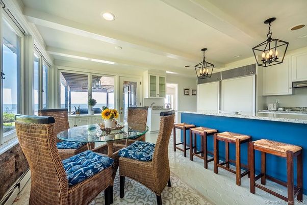 Dining room, Interior, Kitchen, Pendant Lights, Recessed Lighting
