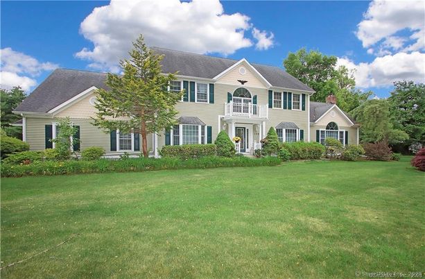 Backyard, Exterior, Facade, French Provincial