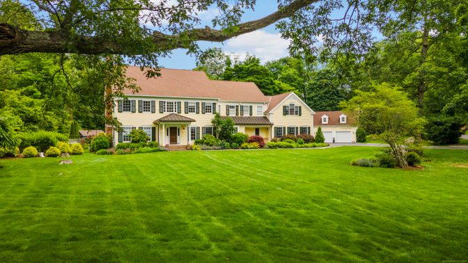 Backyard, Exterior, Facade, Georgian