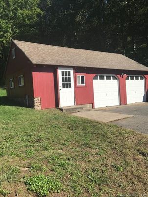 Backyard, Detached Garage, Exterior