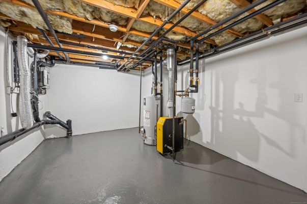 Fitness Equipment, Interior, Wooden Beams