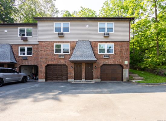 Attached, Exterior, Facade, Brick Facade, Rowhouse