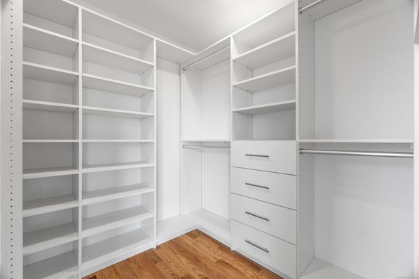 Interior, Walk-in Closets, Wood Texture Flooring