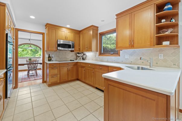 Dining room, Interior, Kitchen, Recessed Lighting