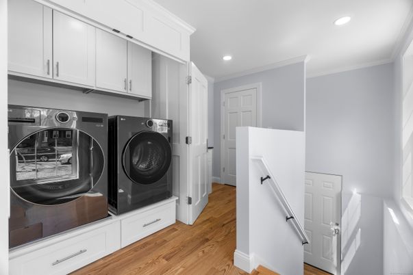 Interior, Recessed Lighting, Utility Closets, Washer, Wood Texture Flooring