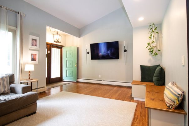 Interior, Recessed Lighting, Wood Texture Flooring