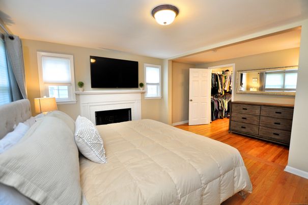 Bedroom, Fireplace, Interior, Wood Texture Flooring