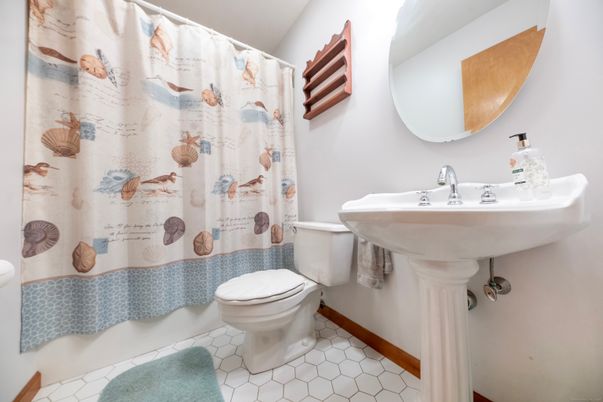 Bathroom, Interior