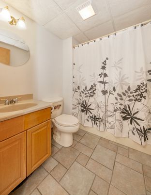 Bathroom, Interior, Recessed Lighting