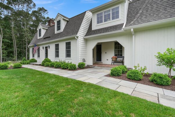 Exterior, Facade, Cape Cod
