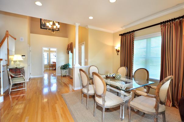 Chandelier, Dining room, Interior, Recessed Lighting, Wood Texture Flooring