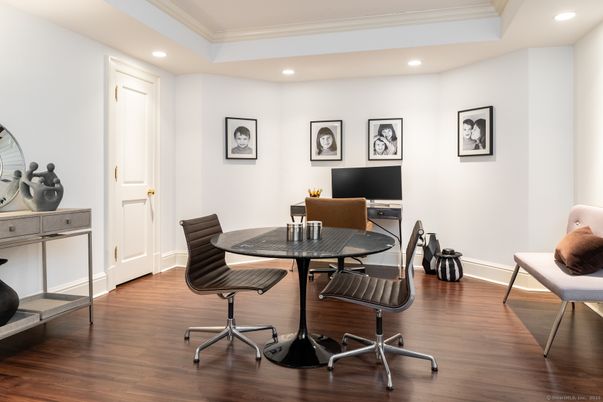 Home Office, Interior, Recessed Lighting, Wood Texture Flooring