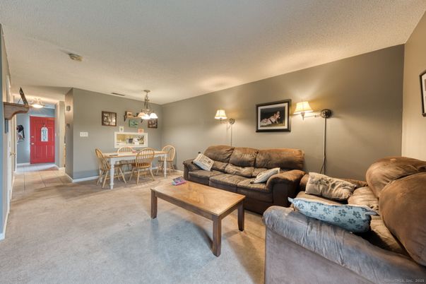 Dining room, Interior, Living room, Pendant Lights