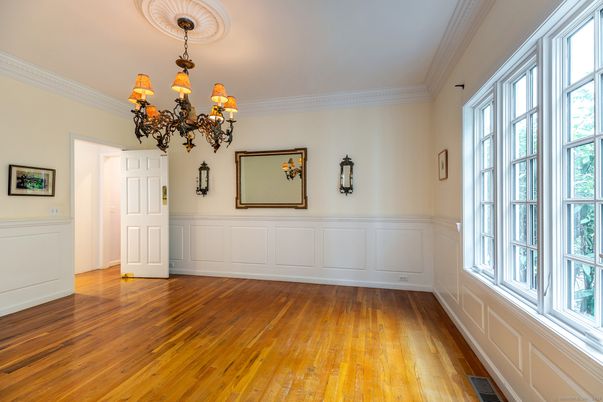 Chandelier, Empty room, Interior, Wood Texture Flooring