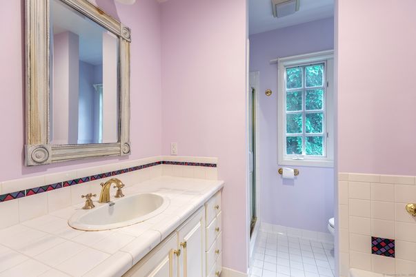 Bathroom, Interior, Tile Countertops