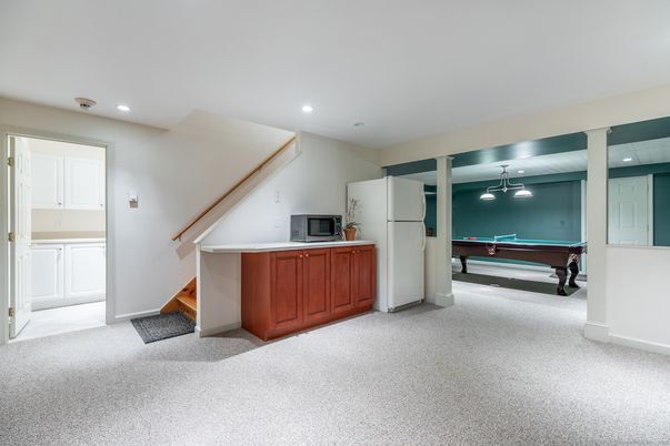 Billiard Table, Game Room, Interior, Recessed Lighting