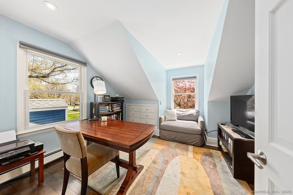 Home Office, Interior, Recessed Lighting, Wood Texture Flooring