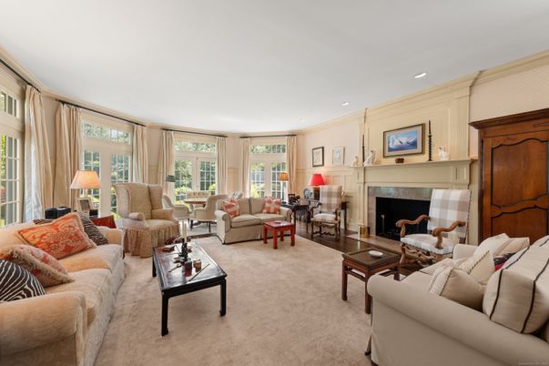 Fireplace, Interior, Living room, Recessed Lighting