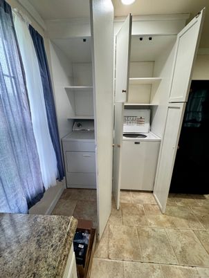 Interior, Utility Closets, Washer