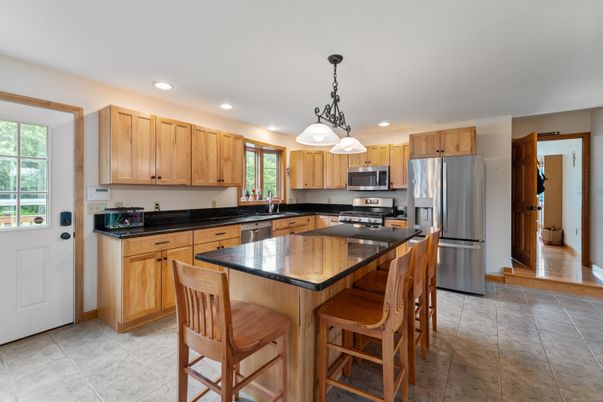 Interior, Kitchen, Pendant Lights, Recessed Lighting, Stainless Steel Appliances