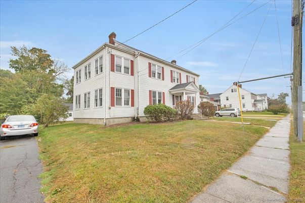Backyard, Exterior, Facade, Georgian