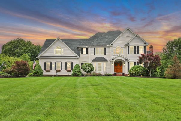 Backyard, Exterior, Facade, Farmhouse
