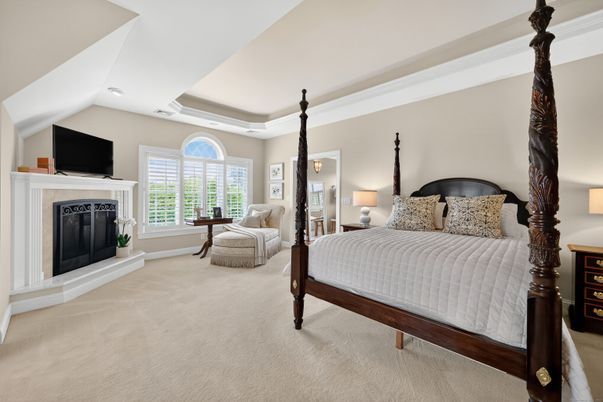 Bedroom, Fireplace, Interior, Pendant Lights, Recessed Lighting