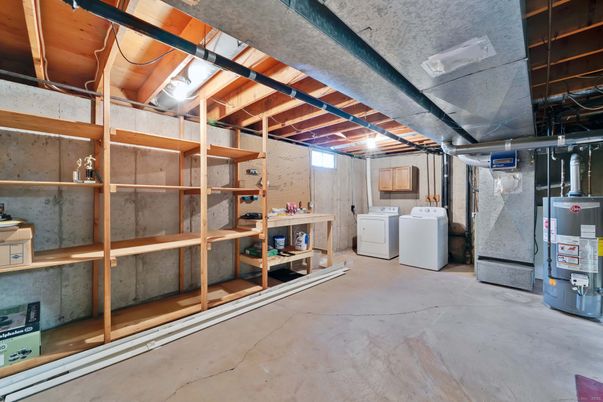 Interior, Washer, Wooden Beams