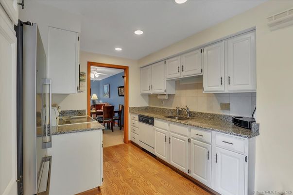 Dining room, Interior, Kitchen, Recessed Lighting, Wood Texture Flooring