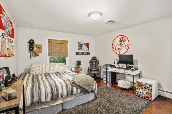 Bedroom, Home Office, Interior, Wood Texture Flooring