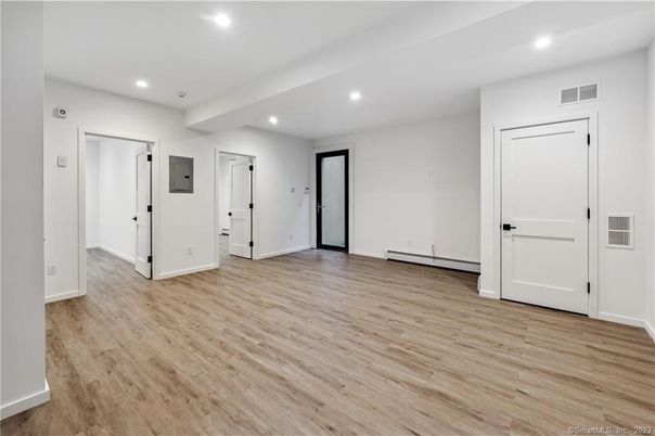 Empty room, Interior, Recessed Lighting, Wood Texture Flooring