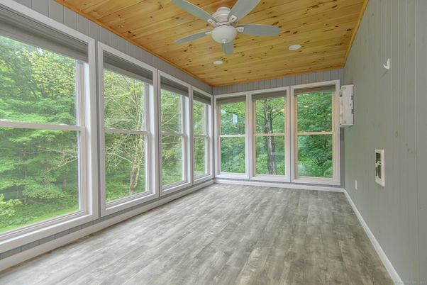 Empty room, Interior, Recessed Lighting, Sun Room, Wooden Ceilings, Wood Texture Flooring