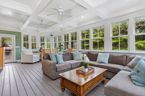 Interior, Living room, Recessed Lighting, Sun Room, Wood Texture Flooring