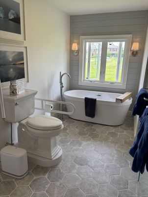 Bathroom, Free Standing Baths, Interior