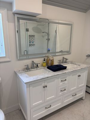 Bathroom, Dual Sink Vanities, Interior, Marble