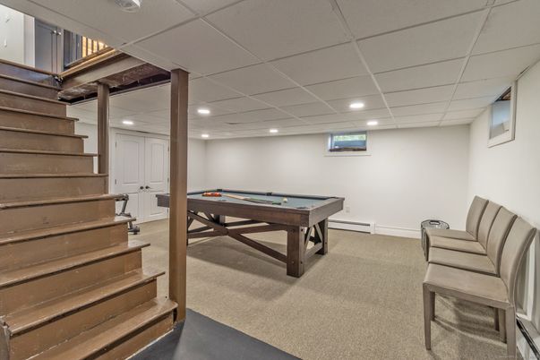 Billiard Table, Game Room, Interior, Recessed Lighting