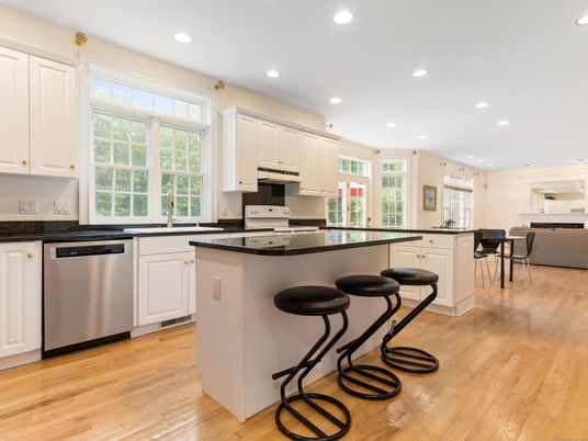 Dining room, Interior, Kitchen, Recessed Lighting, Stainless Steel Appliances, Wood Texture Flooring