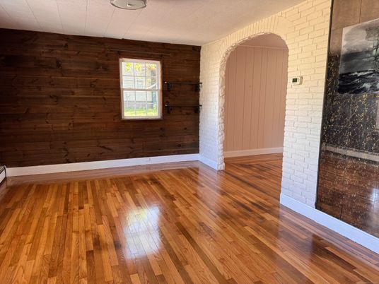 Empty room, Interior, Recessed Lighting, Wood Texture Flooring, Wooden Walls
