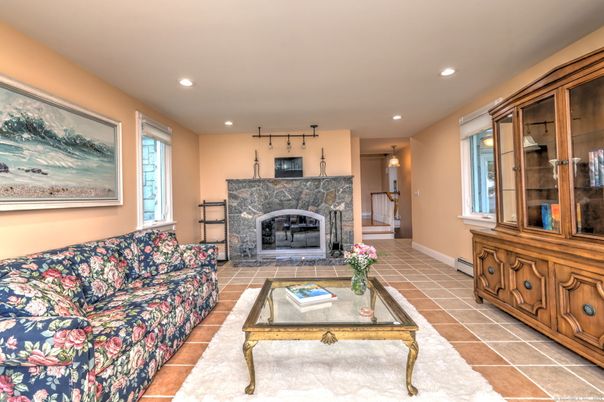Fireplace, Interior, Living room, Recessed Lighting