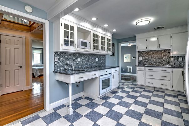 Bathroom, Interior, Kitchen, Recessed Lighting, Wood Texture Flooring