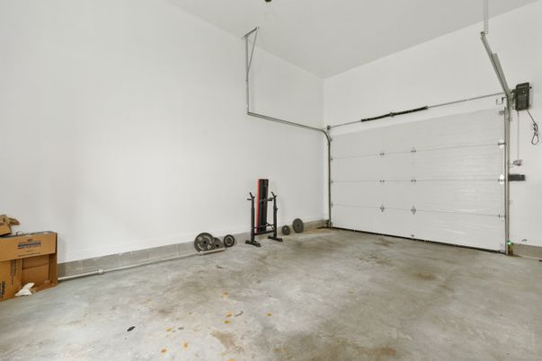 Fitness Equipment, Garage, Interior