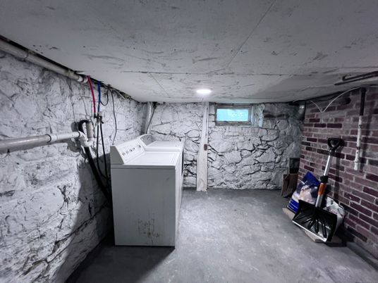 Interior, Stone Walls, Washer