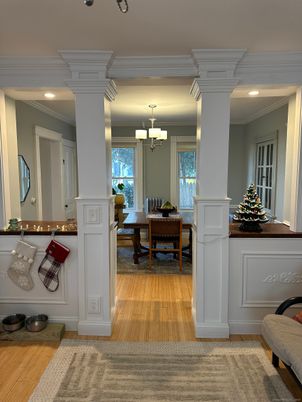 Chandelier, Dining room, Interior, Recessed Lighting, Wood Texture Flooring