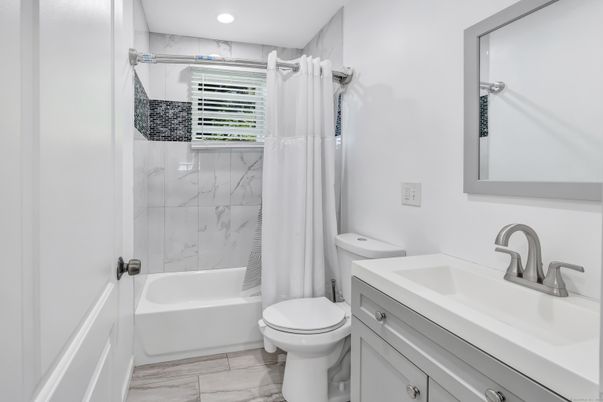 Bathroom, Interior, Marble, Marble Walls, Recessed Lighting