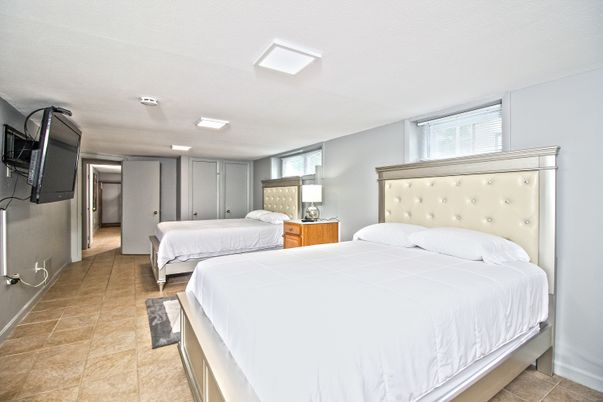 Bedroom, Interior, Recessed Lighting