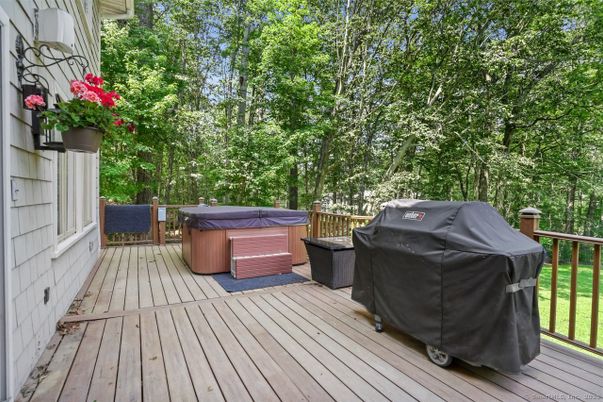 Exterior, Hot Tub