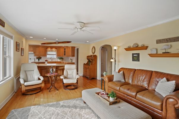 Interior, Kitchen, Living room, Recessed Lighting, Wood Texture Flooring
