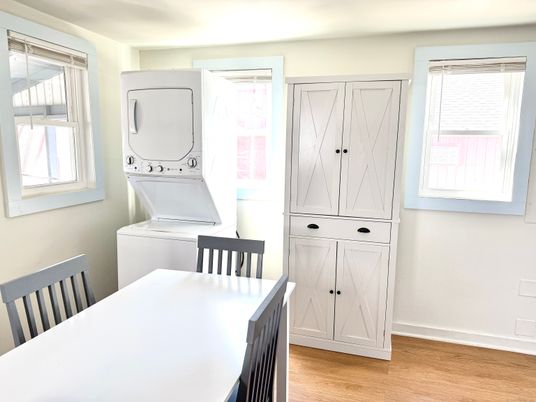 Dining room, Interior, Utility Closets, Washer, Wood Texture Flooring