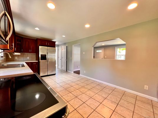 Interior, Kitchen, Recessed Lighting