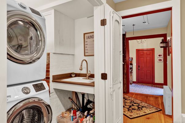 Interior, Pendant Lights, Utility Closets, Washer, Wood Texture Flooring
